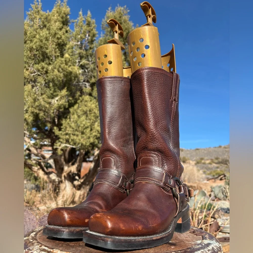 FRYE πΊπΈ Belted Harness Boots πΊπΈ - Picture 4 of 16